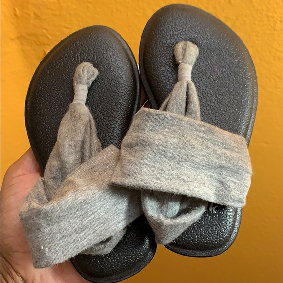 Sandals - Picture 2 of 2